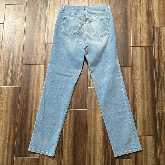 Style & Co. High Rise Straight Leg Jeans 6 - Picture 13 of 16